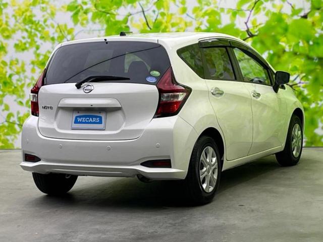 ノート Ｘ　社外　ナビ／車線逸脱防止支援システム／Ｂｌｕｅｔｏｏｔｈ接続／ＥＴＣ／ＥＢＤ付ＡＢＳ／アイドリングストップ／禁煙車／エアバッグ　運転席／エアバッグ　助手席／パワーウインドウ／エンジンスタートボタン（3枚目）