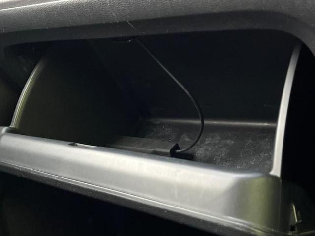 「この車の写真をもっと見たい」「状態が気になる」「この装備はついている？」どんな小さな疑問でもお気軽にお問い合わせください！