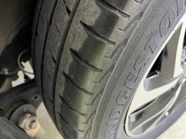 お車に合わせて無料保証以外にも、保証範囲、期間、距離を拡充させた有料保証もご用意しております！中古車の購入が初めてで不安・・・というお客様もご安心ください！