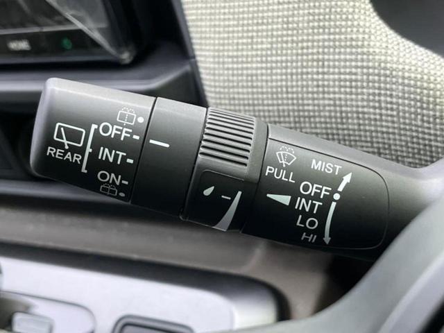 フリード eHEVエアー 保証書/純正 8インチ ナビ/ホンダセンシング/両側電動スライドドア/車線逸脱防止支援システム/登録済未使用車/ヘッドランプ LED/USBジャック/Bluetooth接続/EBD付ABS 禁煙車(17枚目)