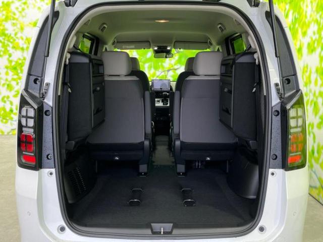 フリード eHEVエアー 保証書/純正 8インチ ナビ/ホンダセンシング/両側電動スライドドア/車線逸脱防止支援システム/登録済未使用車/ヘッドランプ LED/USBジャック/Bluetooth接続/EBD付ABS 禁煙車(21枚目)