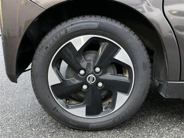 ルークス ハイウェイスターＸプロパイロットエディション　保証書／純正　９インチ　ＳＤナビ／衝突安全装置／両側電動スライドドア／アラウンドビューモニター／車線逸脱防止支援システム／シート　ハーフレザー／プロパイロット／ドライブレコーダー　前後　全周囲カメラ（17枚目）