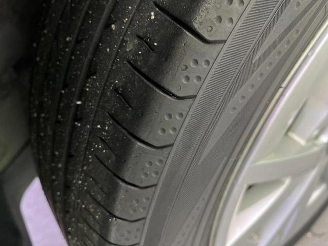 プリウスα Ｓ　新品タイヤ／保証書／純正　ＳＤナビ／ドライブレコーダー　社外／ヘッドランプ　ＬＥＤ／Ｂｌｕｅｔｏｏｔｈ接続／ＥＴＣ／ＥＢＤ付ＡＢＳ／横滑り防止装置／アイドリングストップ／バックモニター　バックカメラ（47枚目）