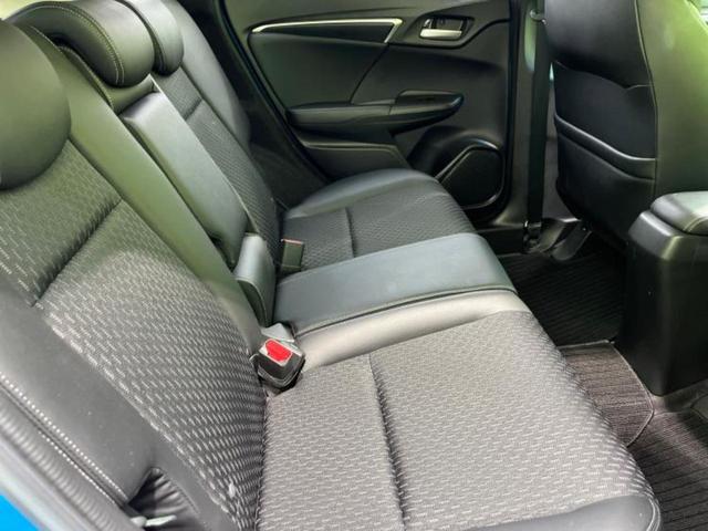 フィットハイブリッド ハイブリッド・Ｌパッケージ　新品タイヤ／純正　ＳＤナビ／ヘッドランプ　ＨＩＤ／Ｂｌｕｅｔｏｏｔｈ接続／ＥＴＣ／ＥＢＤ付ＡＢＳ／横滑り防止装置／アイドリングストップ／バックモニター／フルセグＴＶ／エアバッグ　運転席　バックカメラ（5枚目）