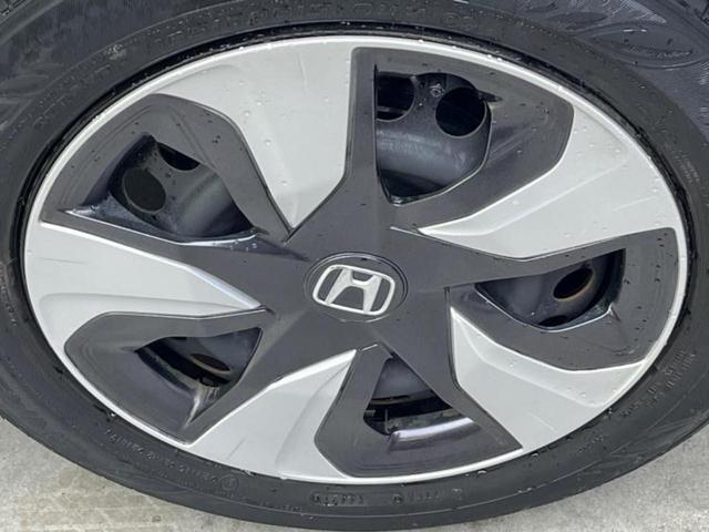 フィットハイブリッド ハイブリッド・Ｌパッケージ　新品タイヤ／純正　ＳＤナビ／ヘッドランプ　ＨＩＤ／Ｂｌｕｅｔｏｏｔｈ接続／ＥＴＣ／ＥＢＤ付ＡＢＳ／横滑り防止装置／アイドリングストップ／バックモニター／フルセグＴＶ／エアバッグ　運転席　バックカメラ（50枚目）