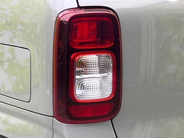 ワゴンＲスマイル ハイブリッドＸ　新品タイヤ／保証書／ディスプレイオーディオ＋ナビ９インチ／衝突安全装置／両側電動スライドドア／シートヒーター　運転席／全方位モニター／車線逸脱防止支援システム／ヘッドランプ　ＬＥＤ　全周囲カメラ（42枚目）