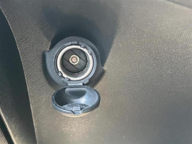 アクア クロスオーバー 純正 SDナビ/トヨタセーフティセンス/シートヒーター 前席/車線逸脱防止支援システム/シート 合皮/ヘッドランプ HID/Bluetooth接続/ETC2.0/EBD付ABS/横滑り防止装置(16枚目)