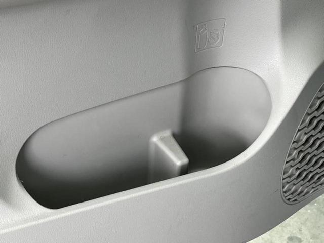 パッソ X S 新品タイヤ/保証書/純正 SDナビ/車線逸脱防止支援システム/Bluetooth接続/ETC/EBD付ABS/横滑り防止装置/アイドリングストップ/バックモニター/ワンセグTV/エアバッグ 運転席(32枚目)