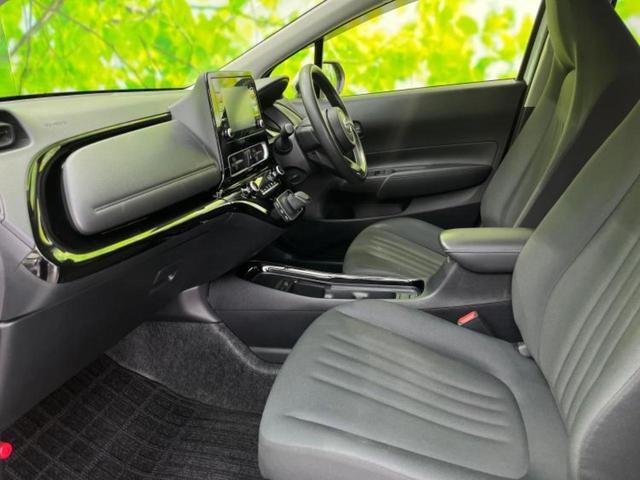 アクア Ｘ　新品タイヤ／保証書／ディスプレイオーディオ／衝突安全装置／車線逸脱防止支援システム／ヘッドランプ　ＬＥＤ／ＵＳＢジャック／Ｂｌｕｅｔｏｏｔｈ接続／ＥＴＣ／ＥＢＤ付ＡＢＳ／横滑り防止装置　バックカメラ（6枚目）