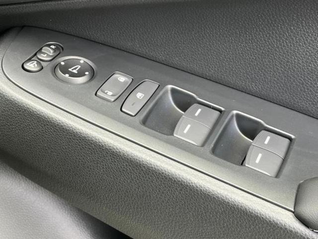 ヴェゼル eHEV Z 保証書/純正 9インチ ナビ/ホンダセンシング/シートヒーター 前席/車線逸脱防止支援システム/電動バックドア/登録済未使用車/ヘッドランプ LED/Bluetooth接続/EBD付ABS 禁煙車(26枚目)