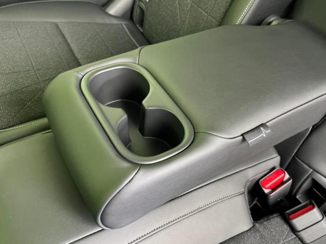 ヴェゼル eHEV Z 保証書/純正 9インチ ナビ/ホンダセンシング/シートヒーター 前席/車線逸脱防止支援システム/電動バックドア/登録済未使用車/ヘッドランプ LED/Bluetooth接続/EBD付ABS 禁煙車(36枚目)