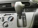 Ｓ　新品タイヤ／保証書／アイドリングストップ／禁煙車／エアバッグ　運転席／エアバッグ　助手席／衝突安全ボディ／パワーウインドウ／キーレス／パワーステアリング／オートライト／ハイビームアシスト（13枚目）