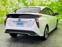 プリウス Ａツーリングセレクション　新品タイヤ／エアロ／純正　９インチ　ＳＤナビ／トヨタセーフティセンス／シートヒーター　前席／車線逸脱防止支援システム／パーキングアシスト　バックガイド／ヘッドランプ　ＬＥＤ／ＥＴＣ　フルエアロ（3枚目）