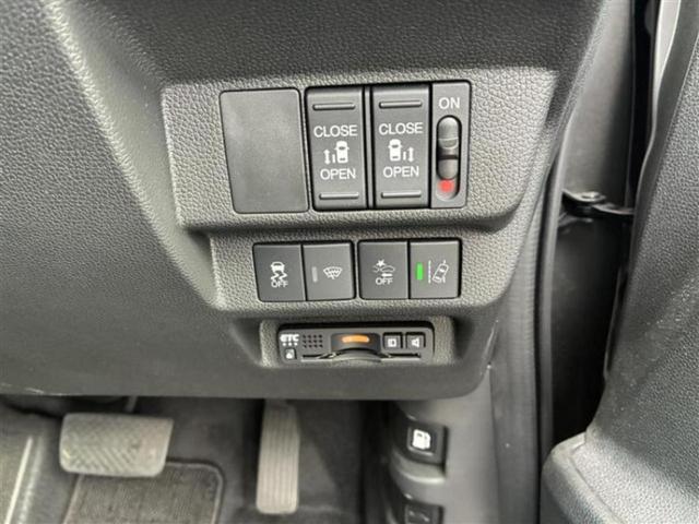 フリード Ｇホンダセンシング　保証書／純正　ＳＤナビ／ホンダセンシング／両側電動スライドドア／シートヒーター　前席／車線逸脱防止支援システム／シート　ハーフレザー／ヘッドランプ　ＬＥＤ／ＵＳＢジャック／Ｂｌｕｅｔｏｏｔｈ接続（17枚目）