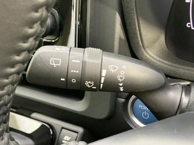 シエンタ ハイブリッドZクルマイスシヨウシャ 新品タイヤ/福祉車両/保証書/ディスプレイオーディオ+ナビ/トヨタセーフティセンス/両側電動スライドドア/シートヒーター 前席/パノラミックビューモニター/車線逸脱防止支援システム 全周囲カメラ(18枚目)