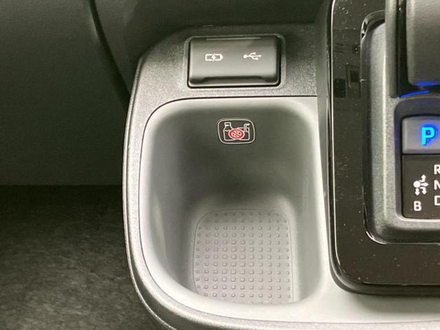 シエンタ ハイブリッドZクルマイスシヨウシャ 新品タイヤ/福祉車両/保証書/ディスプレイオーディオ+ナビ/トヨタセーフティセンス/両側電動スライドドア/シートヒーター 前席/パノラミックビューモニター/車線逸脱防止支援システム 全周囲カメラ(40枚目)