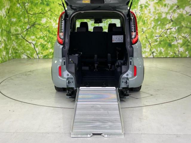 シエンタ ハイブリッドZクルマイスシヨウシャ 新品タイヤ/福祉車両/保証書/ディスプレイオーディオ+ナビ/トヨタセーフティセンス/両側電動スライドドア/シートヒーター 前席/パノラミックビューモニター/車線逸脱防止支援システム 全周囲カメラ(43枚目)