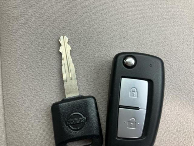 デイズ B 新品タイヤ/保証書/社外 SDナビ/衝突安全装置/車線逸脱防止支援システム/ドライブレコーダー 社外/USBジャック/Bluetooth接続/ETC/EBD付ABS/横滑り防止装置 ワンオーナー(30枚目)