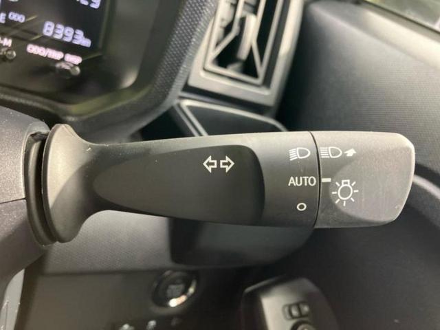 タフト Ｘ　スマートアシスト（トヨタ・ダイハツ）／ＵＳＢジャック／ＥＢＤ付ＡＢＳ／アイドリングストップ／禁煙車／エアバッグ　運転席／パワーウインドウ／エンジンスタートボタン／オートエアコン／盗難防止システム（11枚目）