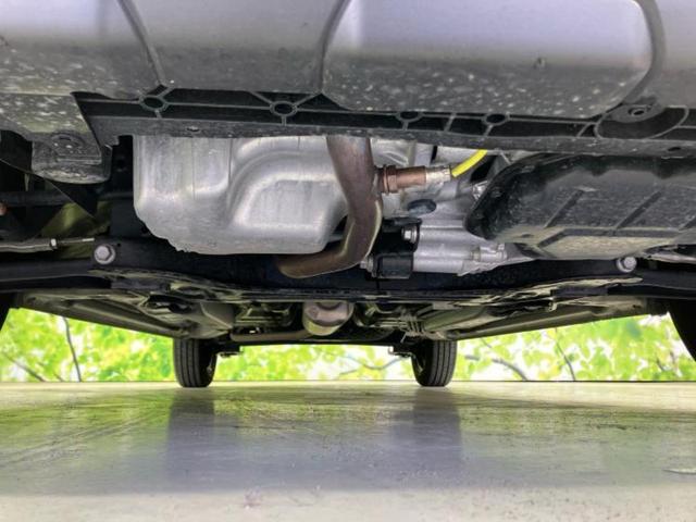 タフト Ｘ　スマートアシスト（トヨタ・ダイハツ）／ＵＳＢジャック／ＥＢＤ付ＡＢＳ／アイドリングストップ／禁煙車／エアバッグ　運転席／パワーウインドウ／エンジンスタートボタン／オートエアコン／盗難防止システム（41枚目）