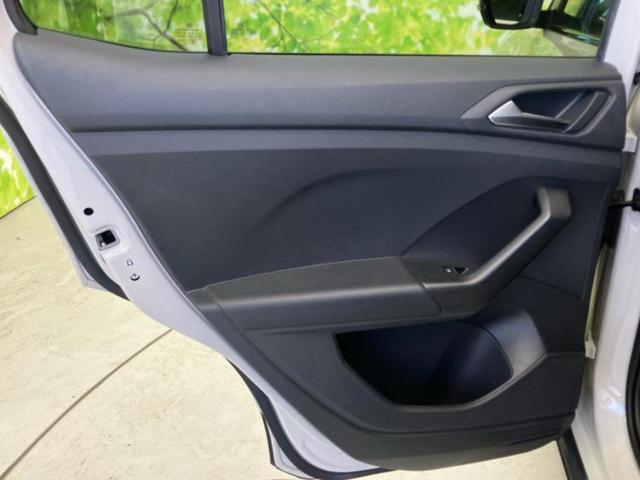 Ｔ－クロス ＴＳＩスタイル　保証書／純正　８インチ　ＳＤナビ／衝突安全装置／パーキングアシスト　自動操舵／ドライブレコーダー　前後／ヘッドランプ　ＬＥＤ／ＵＳＢジャック／ＥＴＣ／ＥＢＤ付ＡＢＳ／横滑り防止装置　バックカメラ（22枚目）