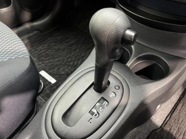 ノート Ｘ　新品タイヤ／保証書／純正　ＳＤナビ／ＥＢＤ付ＡＢＳ／アイドリングストップ／ワンセグＴＶ／エアバッグ　運転席／エアバッグ　助手席／パワーウインドウ／エンジンスタートボタン／キーレスエントリー（17枚目）