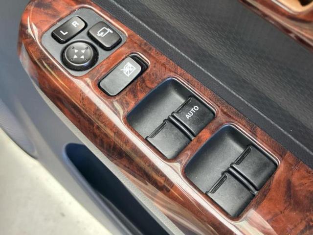 アルトラパン Ｘ　新品タイヤ／ＥＢＤ付ＡＢＳ／禁煙車／エアバッグ　運転席／エアバッグ　助手席／アルミホイール　純正　１４インチ／パワーウインドウ／エンジンスタートボタン／キーレスエントリー／パワーステアリング（15枚目）