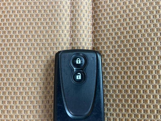 コペン ローブ 新品タイヤ/保証書/社外 SDナビ/シートヒーター/ヘッドランプ LED/Bluetooth接続/ETC/EBD付ABS/横滑り防止装置/アイドリングストップ/バックモニター バックカメラ 禁煙車(25枚目)