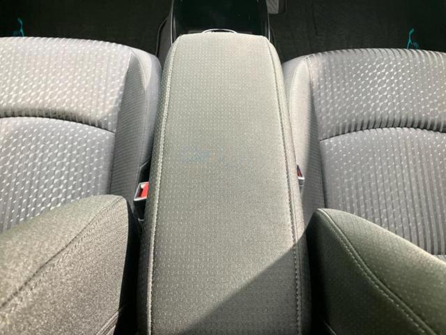 プリウス Sセーフティプラス 新品タイヤ/純正 SDナビ/トヨタセーフティセンス/車線逸脱防止支援システム/パーキングアシスト 自動操舵/ドライブレコーダー 純正/ヘッドランプ LED/Bluetooth接続/ETC バックカメラ(38枚目)