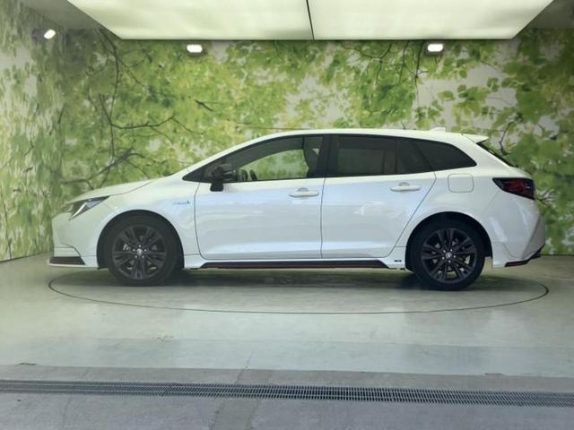 カローラツーリング ４ＷＤハイブリッドダブルバイビー　新品タイヤ／純正エアロ／保証書／純正　９インチ　ＳＤナビ／衝突安全装置／シートヒーター　前席／車線逸脱防止支援システム／シート　ハーフレザー／ヘッドランプ　ＬＥＤ／Ｂｌｕｅｔｏｏｔｈ接続　フルエアロ（2枚目）