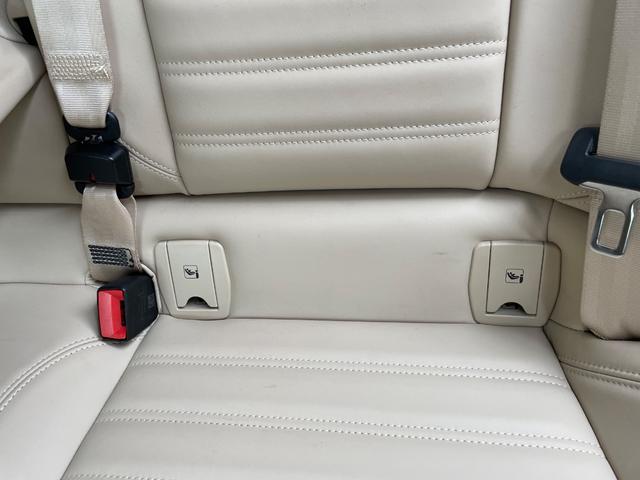 ジュリア スーパー　ベージュ革　ＡｐｐｌｅＣａｒＰｌａｙ　バックカメラ　禁煙車　ＥＴＣ　１８インチ純正アルミホイール　ＢＳＭ　アダプティブクルコン（55枚目）