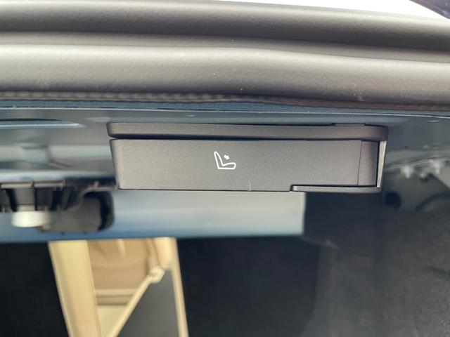 ジュリア スーパー　ベージュ革　ＡｐｐｌｅＣａｒＰｌａｙ　バックカメラ　禁煙車　ＥＴＣ　１８インチ純正アルミホイール　ＢＳＭ　アダプティブクルコン（58枚目）
