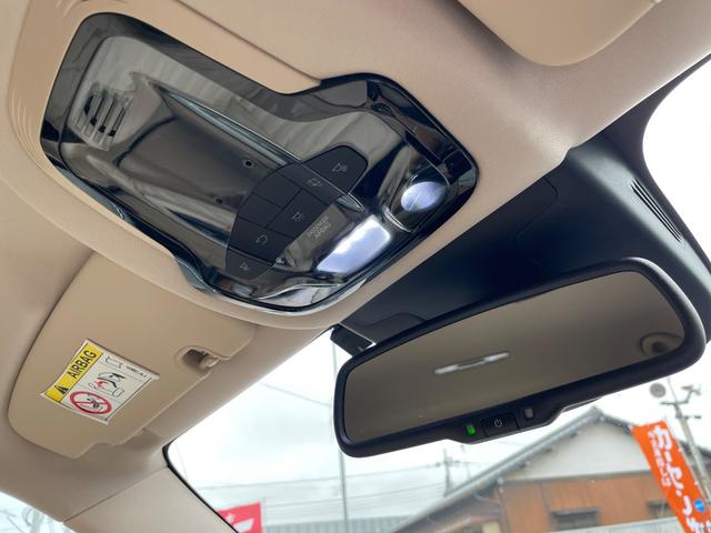 ジュリア スーパー　ベージュ革　ＡｐｐｌｅＣａｒＰｌａｙ　バックカメラ　禁煙車　ＥＴＣ　１８インチ純正アルミホイール　ＢＳＭ　アダプティブクルコン（62枚目）
