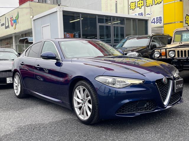 ジュリア スーパー　ベージュ革　ＡｐｐｌｅＣａｒＰｌａｙ　バックカメラ　禁煙車　ＥＴＣ　１８インチ純正アルミホイール　ＢＳＭ　アダプティブクルコン（73枚目）