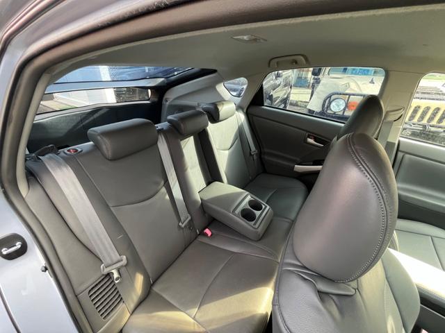 プリウス Gツーリングセレクションレザーパッケージ(8枚目)