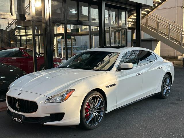 クアトロポルテ S ブラックレザー/サンルーフ/チターノ21インチアルミ/パドルシフト/ディーラー整備/パワーシート/シートヒーター/バックカメラ/BLUETOOTH(23枚目)