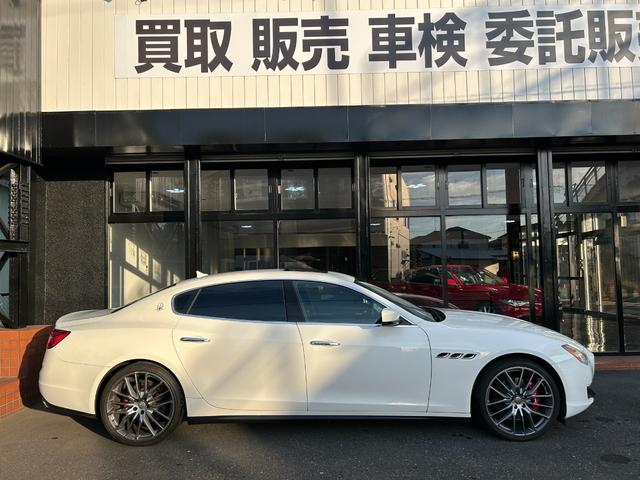 クアトロポルテ S ブラックレザー/サンルーフ/チターノ21インチアルミ/パドルシフト/ディーラー整備/パワーシート/シートヒーター/バックカメラ/BLUETOOTH(31枚目)