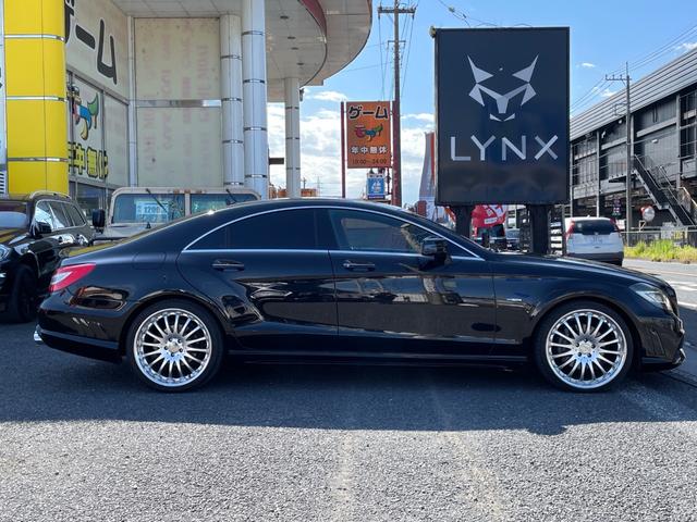 ＣＬＳクラス ＣＬＳ３５０ブルーエフィシェンシＡＭＧスポーツパケジ　黒革　サンルーフ　フルエアロ　２０インチ社外ＡＷ　ナビ　ＴＶ　バックカメラ　ＥＴＣ　Ｂｌｕｅｔｏｏｔｈ　シートヒーター　スマートキー　禁煙車　スモークフィルム（13枚目）
