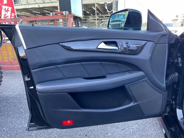 ＣＬＳクラス ＣＬＳ３５０ブルーエフィシェンシＡＭＧスポーツパケジ　黒革　サンルーフ　フルエアロ　２０インチ社外ＡＷ　ナビ　ＴＶ　バックカメラ　ＥＴＣ　Ｂｌｕｅｔｏｏｔｈ　シートヒーター　スマートキー　禁煙車　スモークフィルム（23枚目）