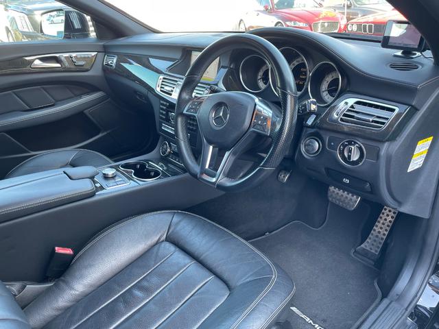 ＣＬＳクラス ＣＬＳ３５０ブルーエフィシェンシＡＭＧスポーツパケジ　黒革　サンルーフ　フルエアロ　２０インチ社外ＡＷ　ナビ　ＴＶ　バックカメラ　ＥＴＣ　Ｂｌｕｅｔｏｏｔｈ　シートヒーター　スマートキー　禁煙車　スモークフィルム（41枚目）