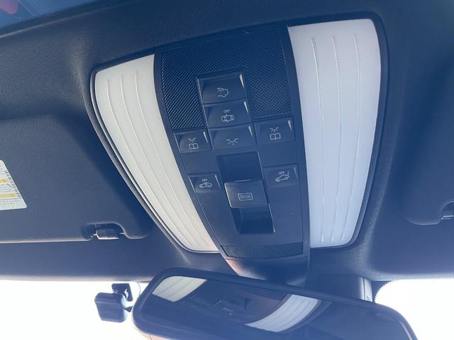 ＣＬＳクラス ＣＬＳ３５０ブルーエフィシェンシＡＭＧスポーツパケジ　黒革　サンルーフ　フルエアロ　２０インチ社外ＡＷ　ナビ　ＴＶ　バックカメラ　ＥＴＣ　Ｂｌｕｅｔｏｏｔｈ　シートヒーター　スマートキー　禁煙車　スモークフィルム（45枚目）