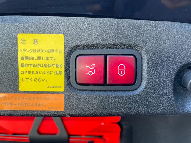 ＣＬＳクラス ＣＬＳ３５０ブルーエフィシェンシＡＭＧスポーツパケジ　黒革　サンルーフ　フルエアロ　２０インチ社外ＡＷ　ナビ　ＴＶ　バックカメラ　ＥＴＣ　Ｂｌｕｅｔｏｏｔｈ　シートヒーター　スマートキー　禁煙車　スモークフィルム（64枚目）