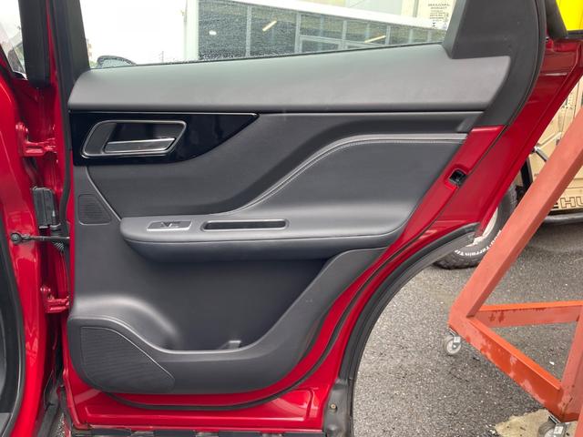 JAGUAR F-PACE R-SPORT