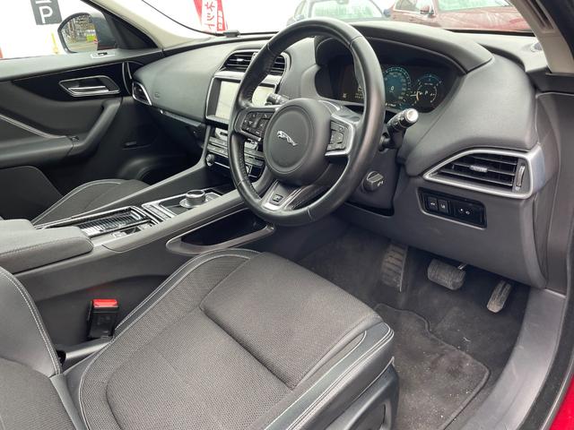 JAGUAR F-PACE R-SPORT