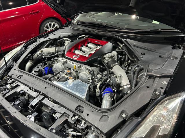 GT-R ブラックエディション リミッター解除済/ECUチューニング/BLITS700Rタービン/RSR車高調/カーボンリアウィング/カーボンサイドステップ/カーボンステアリング/RECAROシート/バックカメラ/ドライブレコーダー(9枚目)