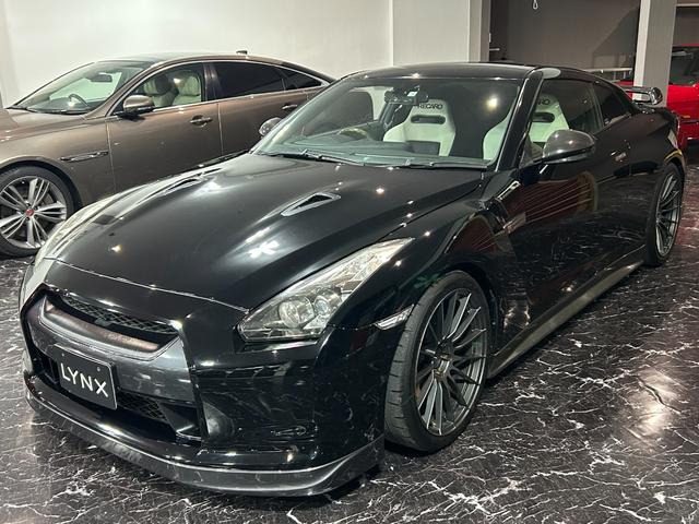 GT-R ブラックエディション リミッター解除済/ECUチューニング/BLITS700Rタービン/RSR車高調/カーボンリアウィング/カーボンサイドステップ/カーボンステアリング/RECAROシート/バックカメラ/ドライブレコーダー(21枚目)