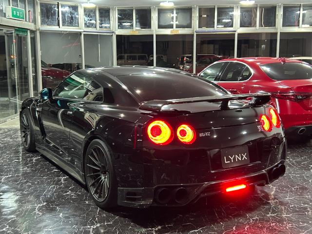GT-R ブラックエディション リミッター解除済/ECUチューニング/BLITS700Rタービン/RSR車高調/カーボンリアウィング/カーボンサイドステップ/カーボンステアリング/RECAROシート/バックカメラ/ドライブレコーダー(27枚目)