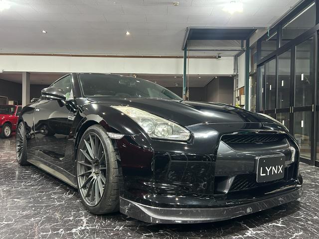 GT-R ブラックエディション リミッター解除済/ECUチューニング/BLITS700Rタービン/RSR車高調/カーボンリアウィング/カーボンサイドステップ/カーボンステアリング/RECAROシート/バックカメラ/ドライブレコーダー(34枚目)