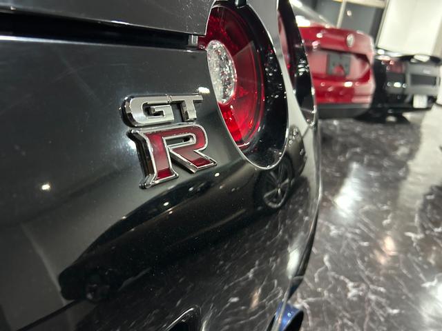 GT-R ブラックエディション リミッター解除済/ECUチューニング/BLITS700Rタービン/RSR車高調/カーボンリアウィング/カーボンサイドステップ/カーボンステアリング/RECAROシート/バックカメラ/ドライブレコーダー(38枚目)