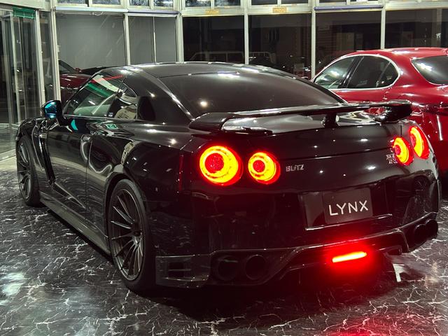 GT-R ブラックエディション リミッター解除済/ECUチューニング/BLITS700Rタービン/RSR車高調/カーボンリアウィング/カーボンサイドステップ/カーボンステアリング/RECAROシート/バックカメラ/ドライブレコーダー(44枚目)